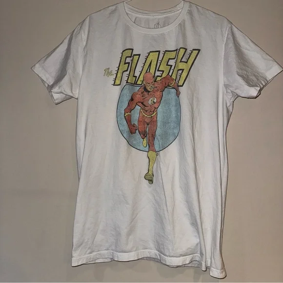 The Flash DC comics shirt - Picture 1 of 4